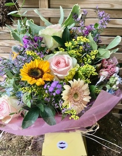 Mothers Day - Neve Bouquet